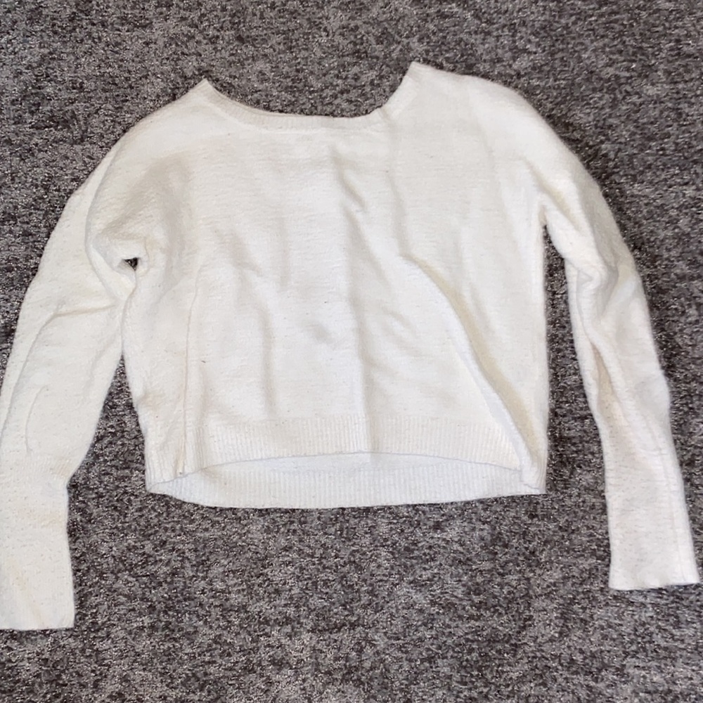 White thicker soft wool sweater